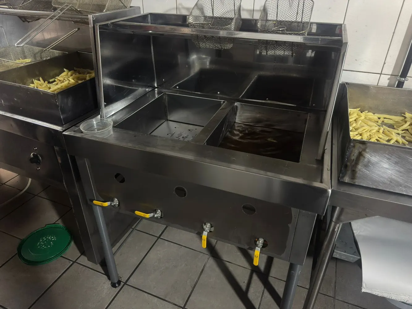Commercial kitchen appliance repair in Amanzimtoti